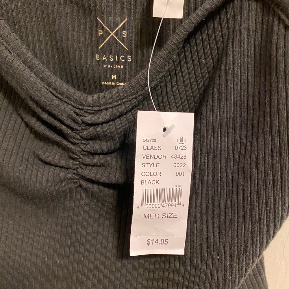 **SOLD** pacsun basic tank top - Picture 2 of 4